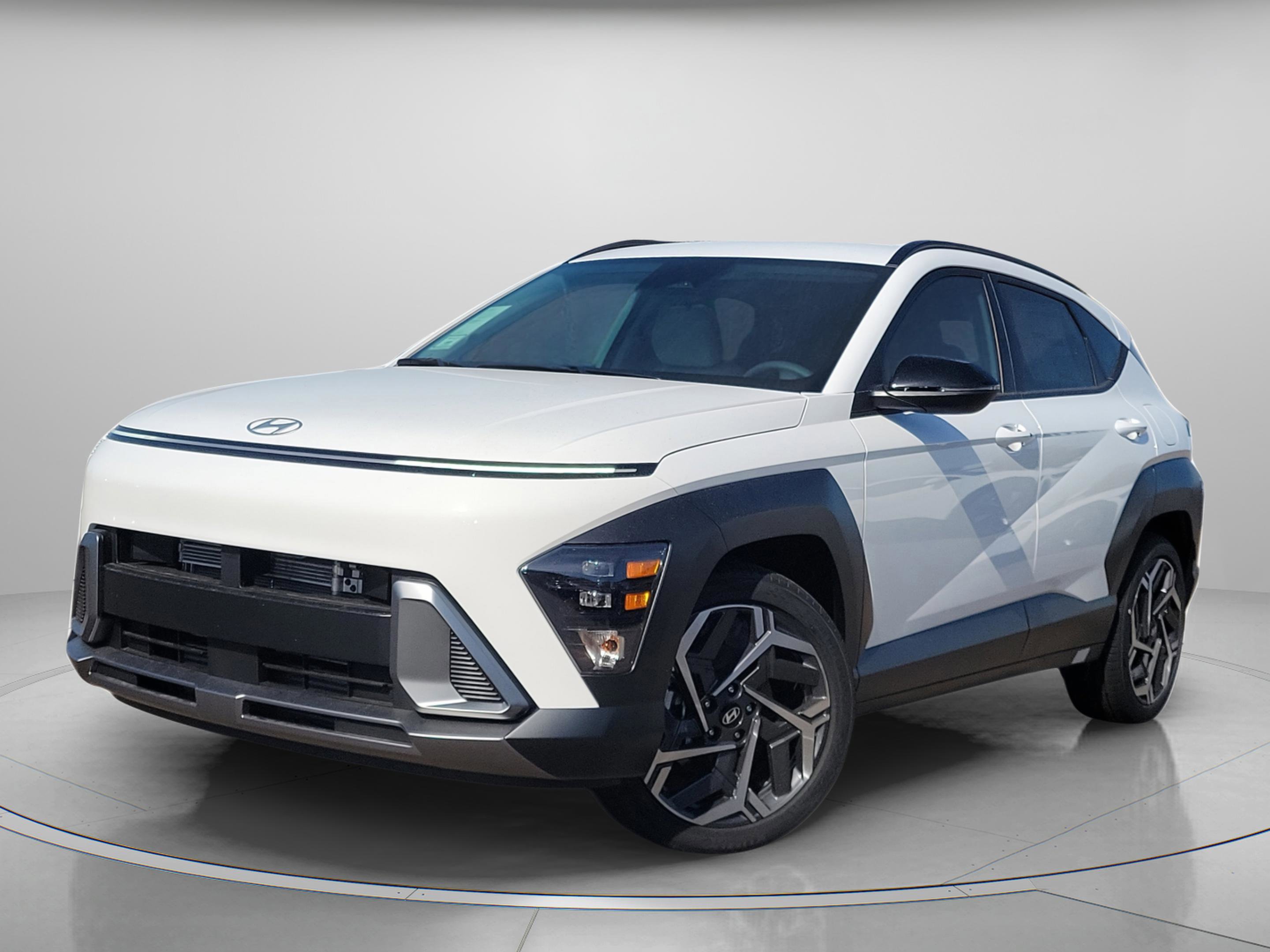 New 2026 Hyundai Kona SEL Premium image 2
