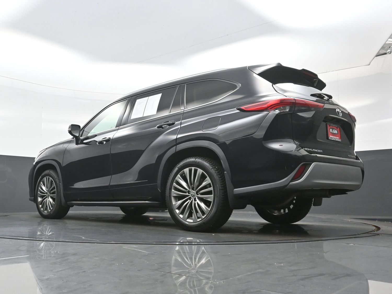 Used 2020 Toyota Highlander Platinum AWD/4WD image 33