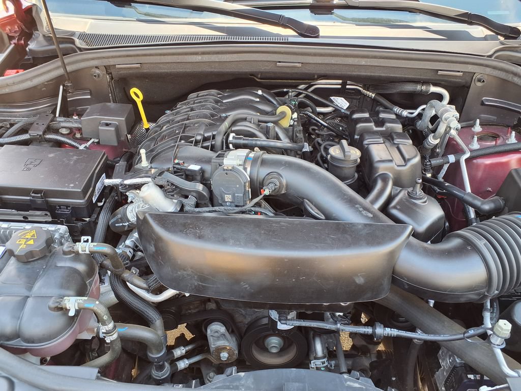 Used 2024 Dodge Durango GT RWD image 38