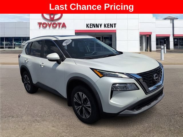 Used 2023 Nissan Rogue SV w/ SV Premium B Package FWD image 1