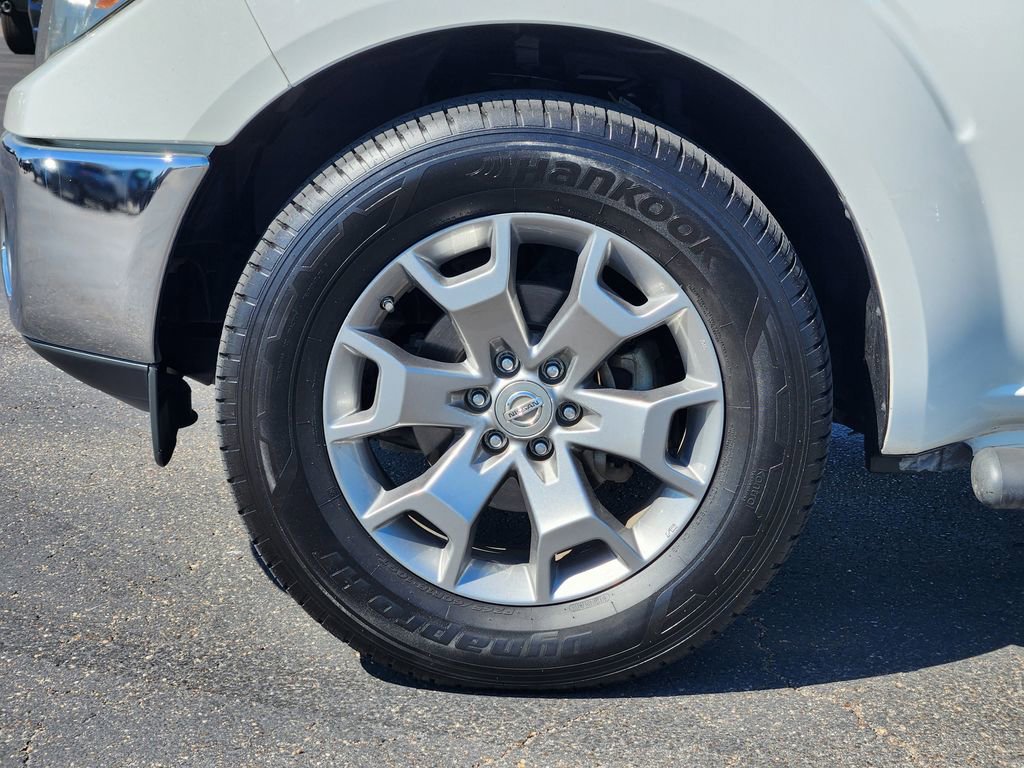 Used 2019 Nissan Frontier SL image 8