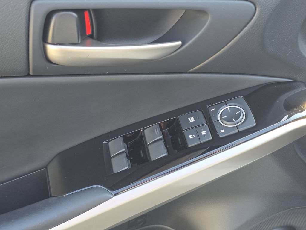 Used 2018 Lexus IS 300 AWD w/ Premium Package image 31