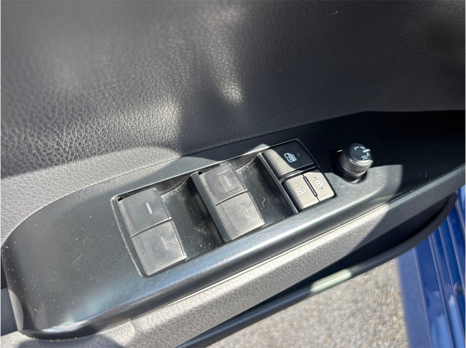 Used 2025 Toyota Camry LE w/ Convenience Package FWD image 20