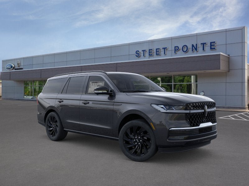 New 2026 Lincoln Navigator Reserve w/ Jet Appearance Package AWD/4WD image 7