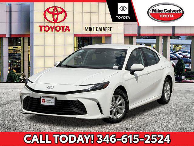 Certified 2025 Toyota Camry LE FWD image 1