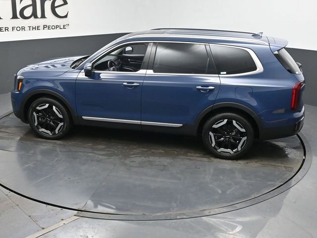 Used 2025 Kia Telluride S FWD image 45