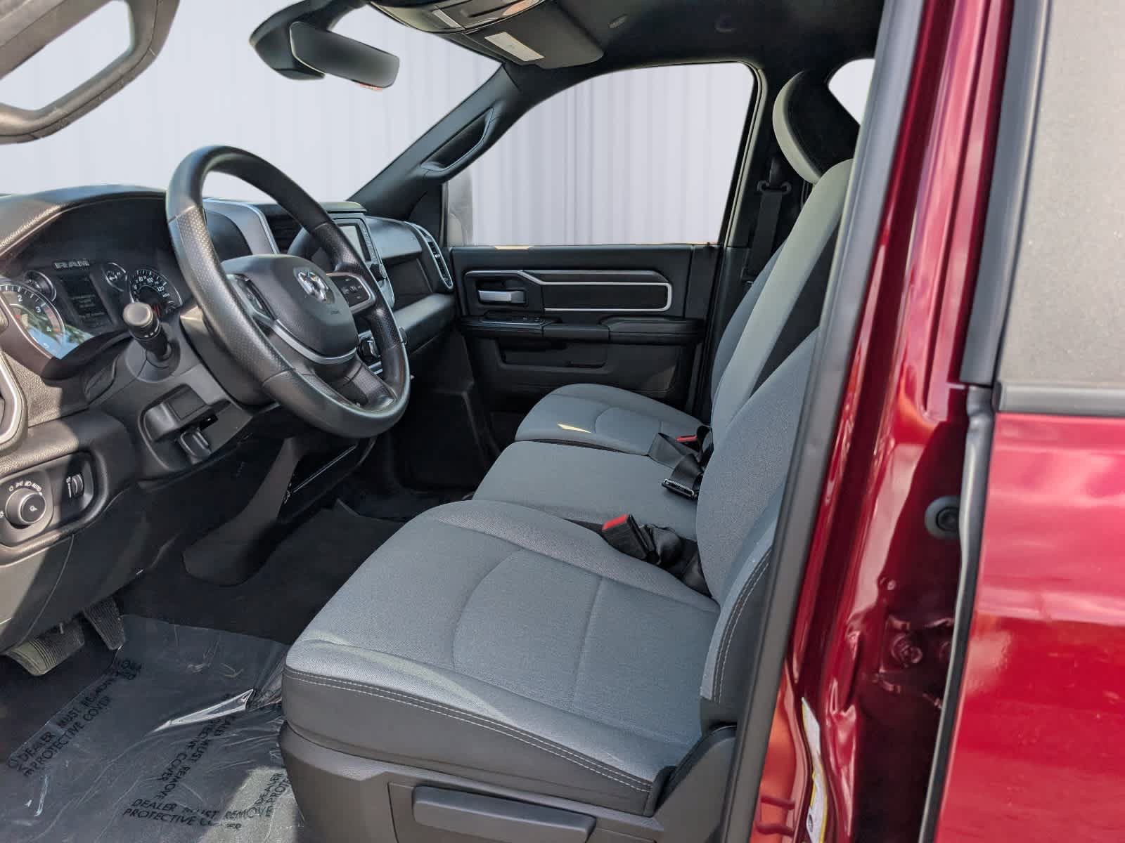 Used 2024 RAM 2500 Big Horn AWD/4WD image 15