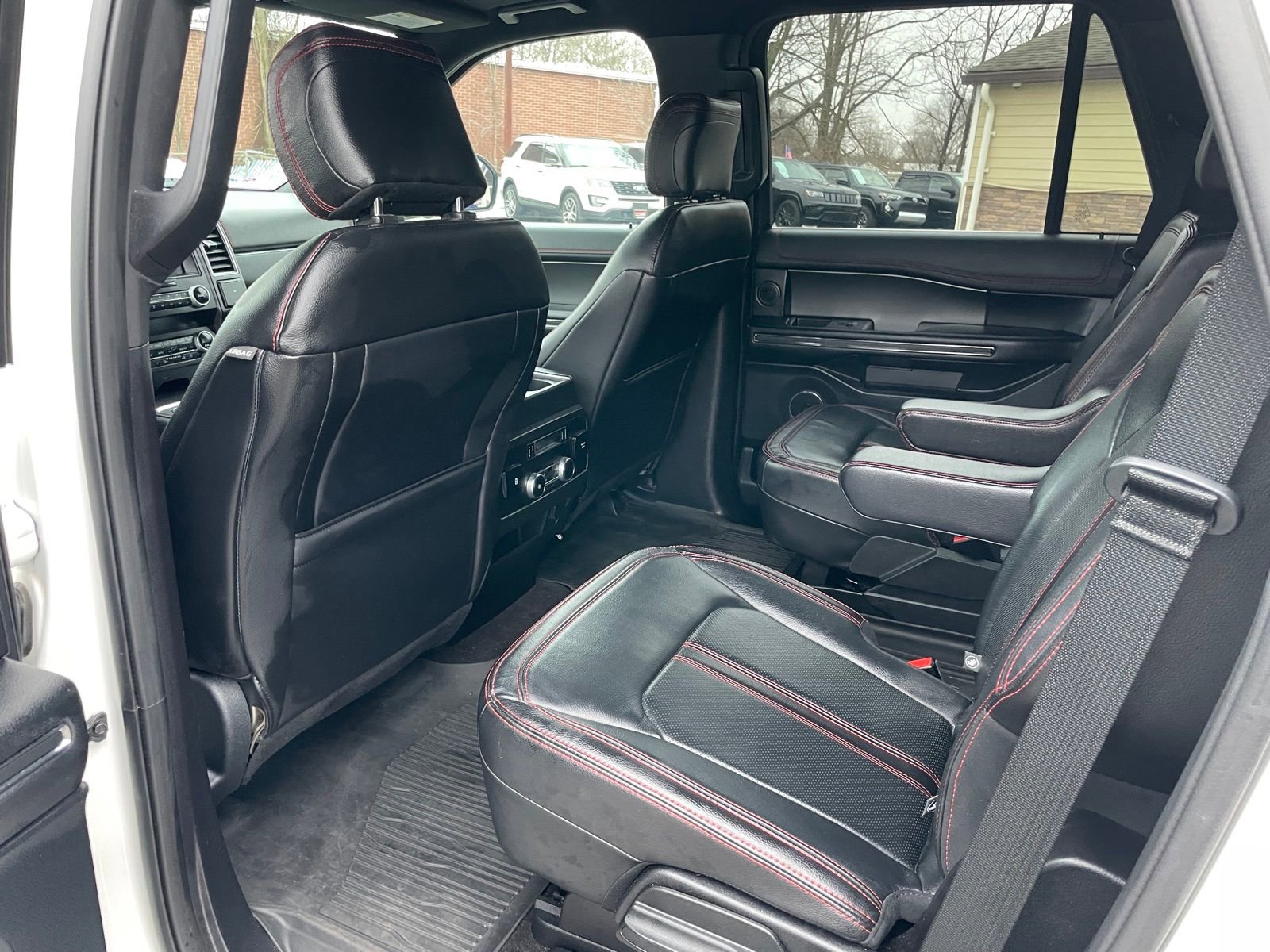 Used 2020 Ford Expedition Limited w/ Equipment Group 303A image 10