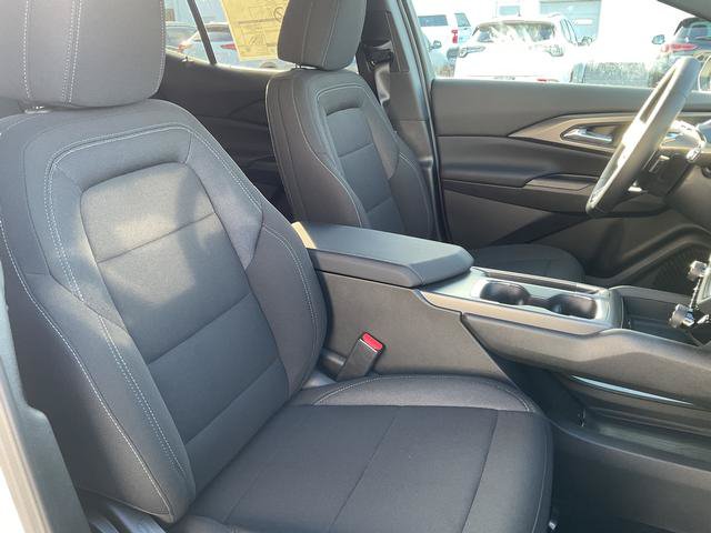 New 2026 Chevrolet Equinox EV LT w/ Comfort Package FWD image 12