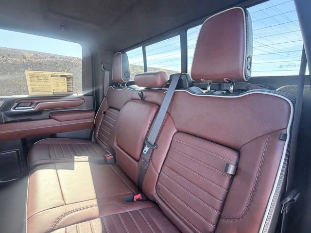 Used 2024 GMC Sierra 2500 Denali Ultimate AWD/4WD image 28