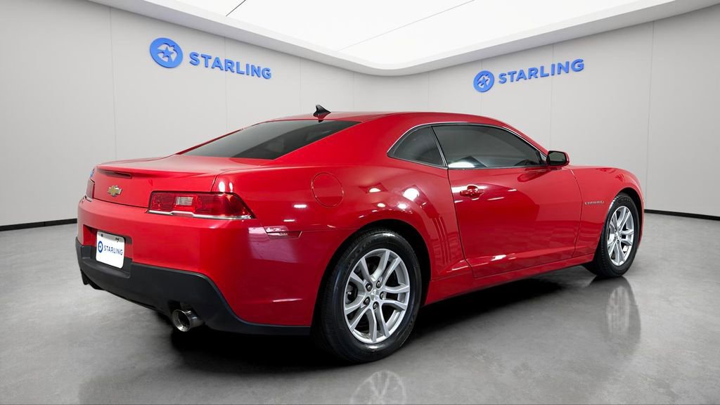 Used 2015 Chevrolet Camaro LS RWD image 3