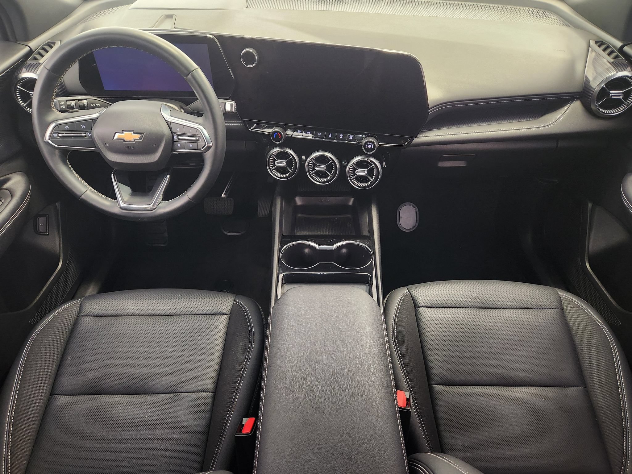 Used 2024 Chevrolet Blazer EV LT AWD/4WD image 25