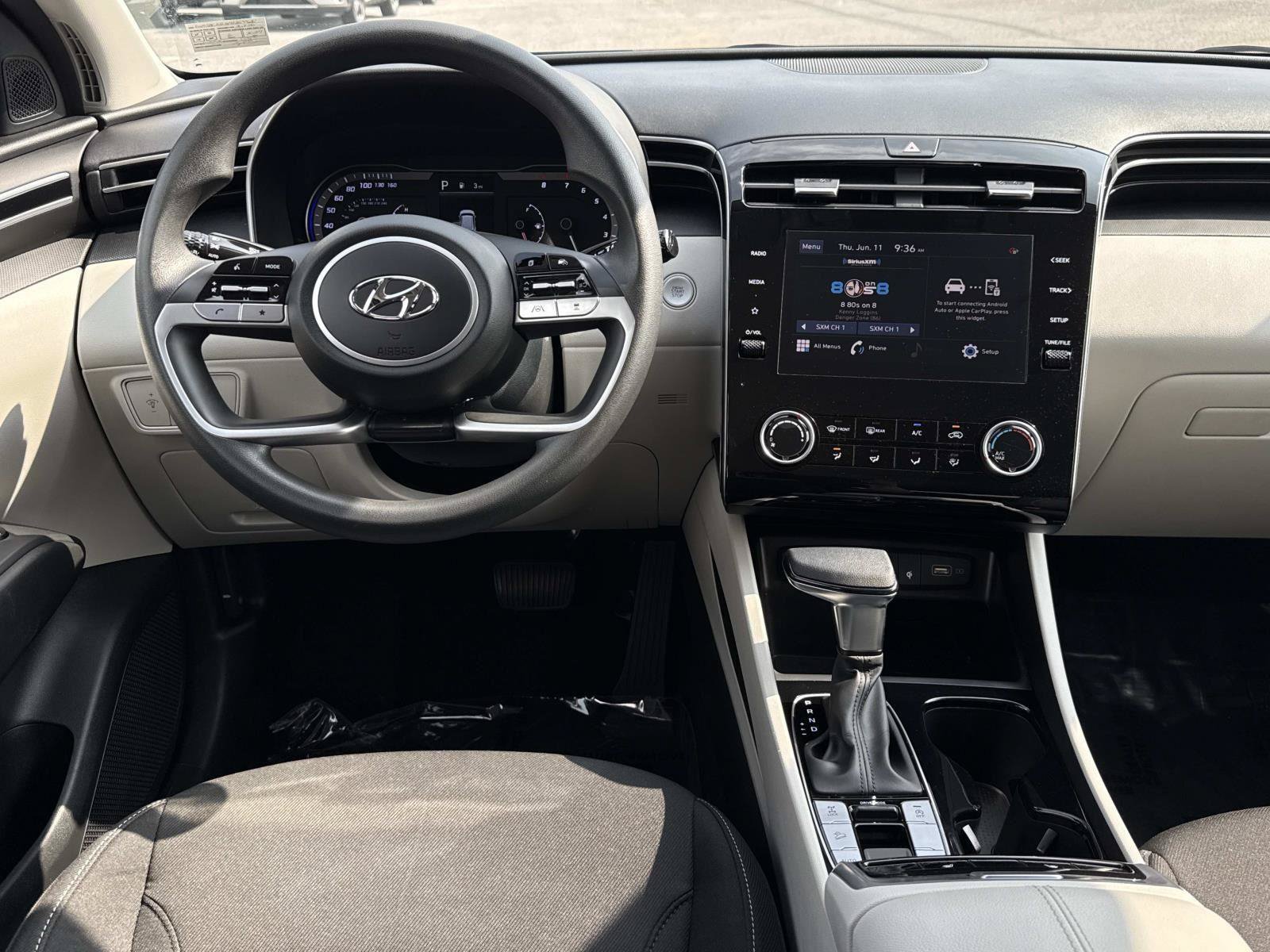 Certified 2023 Hyundai Tucson SEL AWD/4WD image 2