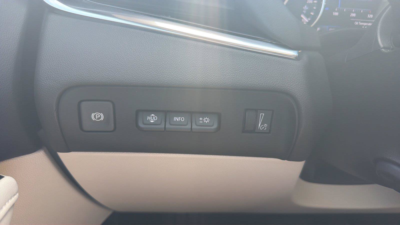Used 2022 Buick Enclave Avenir w/ Avenir Technology Package AWD/4WD image 15