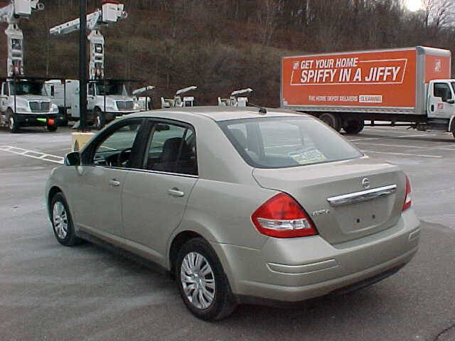 Used 2008 Nissan Versa 1.8 S w/ PWR Pkg image 6