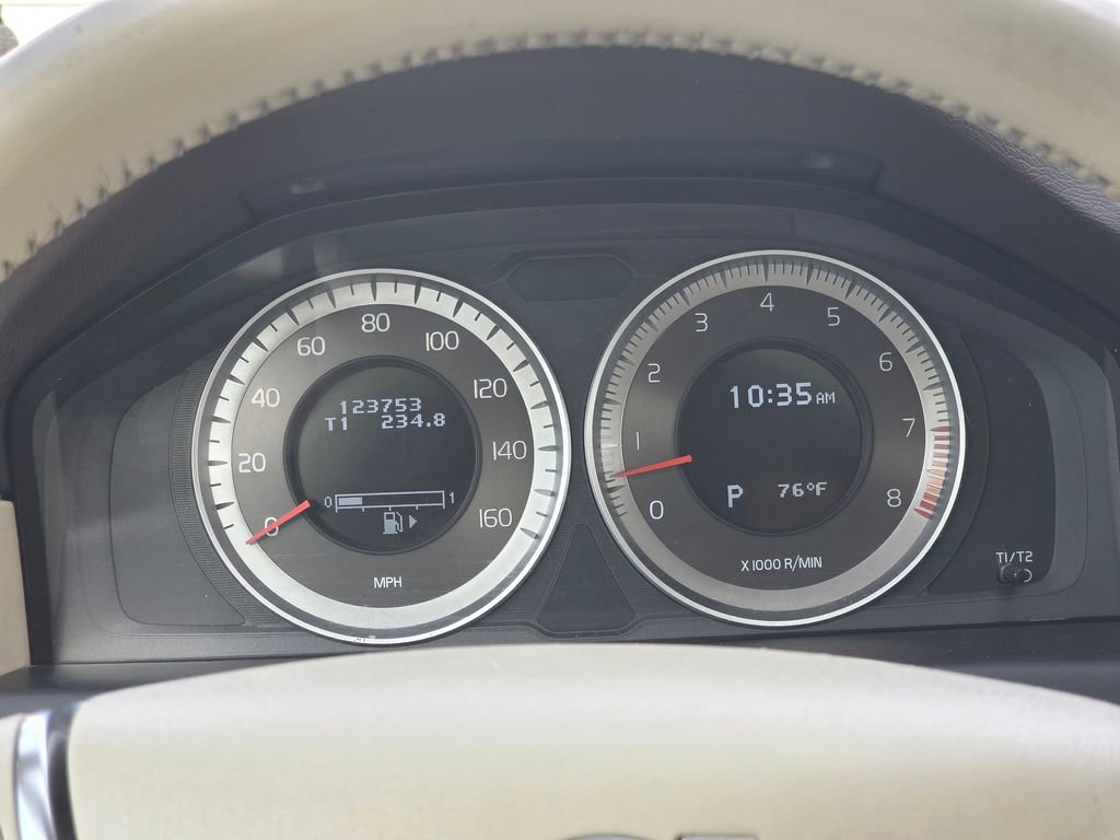 Used 2013 Volvo XC70 T6 AWD/4WD image 18