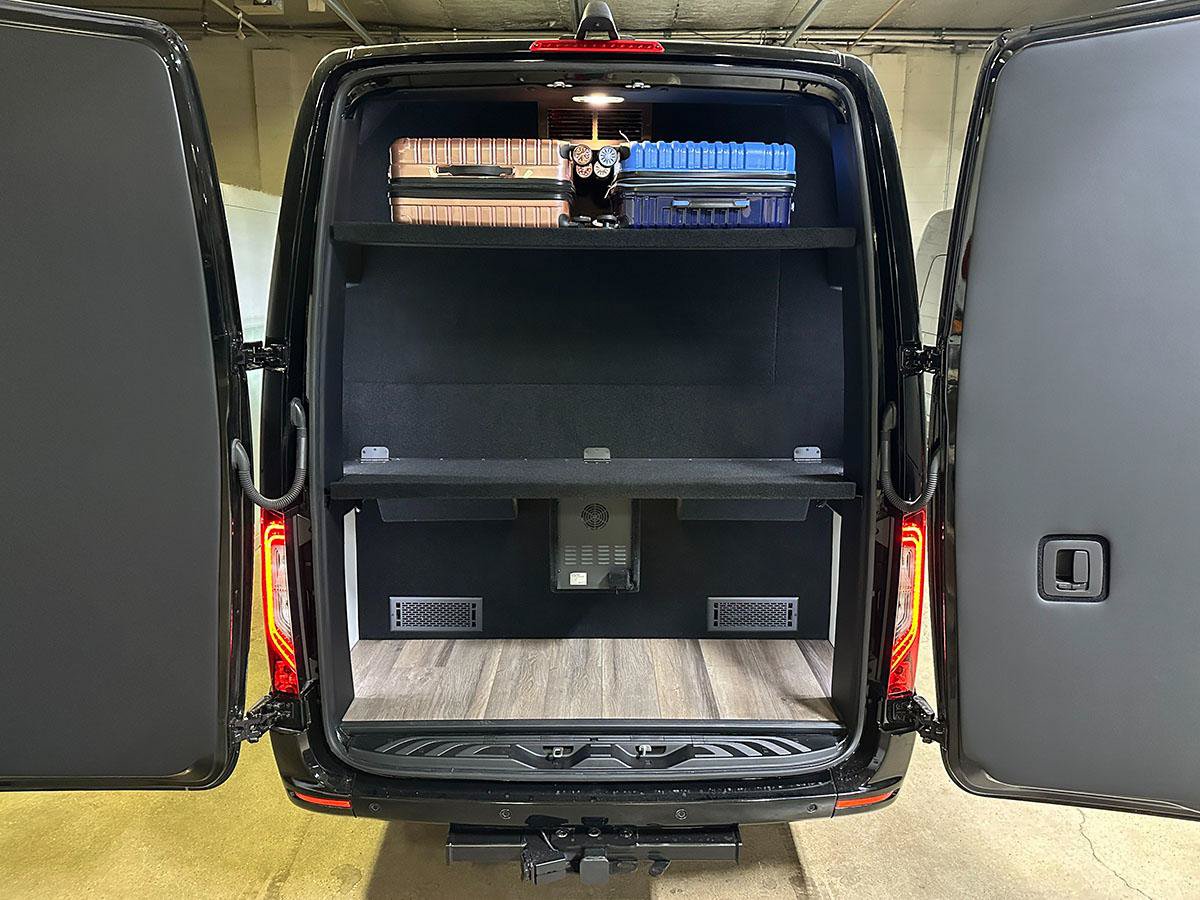 Used 2024 Mercedes-Benz Sprinter 3500 image 15