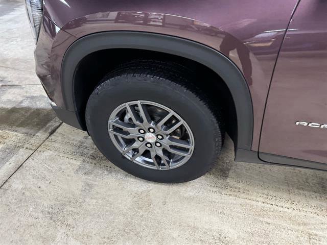 Used 2025 GMC Acadia Elevation AWD/4WD image 10