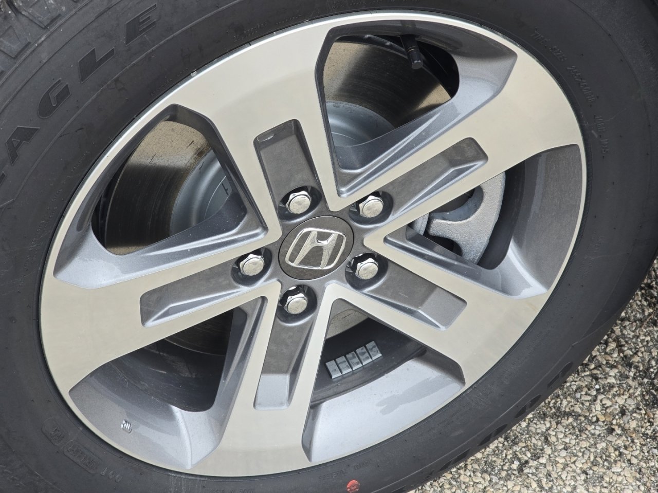 New 2025 Honda Pilot EX-L image 9