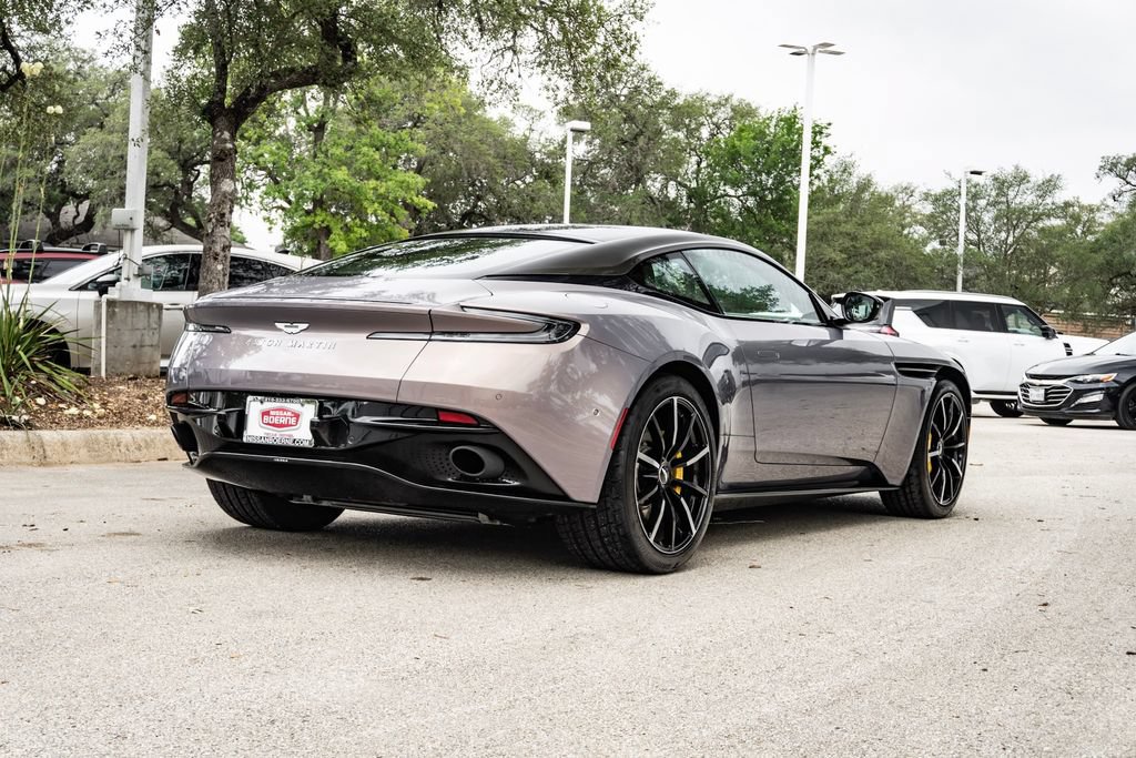 Used 2023 Aston Martin DB11 Coupe RWD image 5