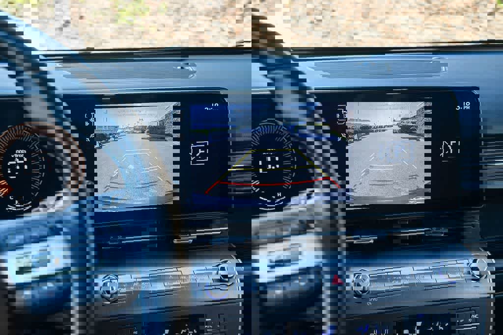 Used 2024 Hyundai Kona SEL FWD image 22