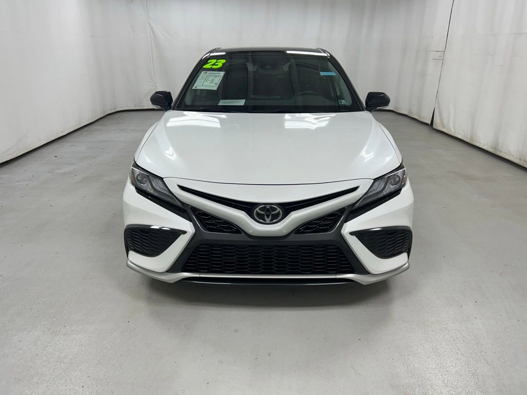 Used 2023 Toyota Camry XSE AWD/4WD image 3