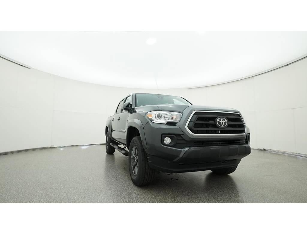 Used 2023 Toyota Tacoma SR5 w/ Technology Package image 31