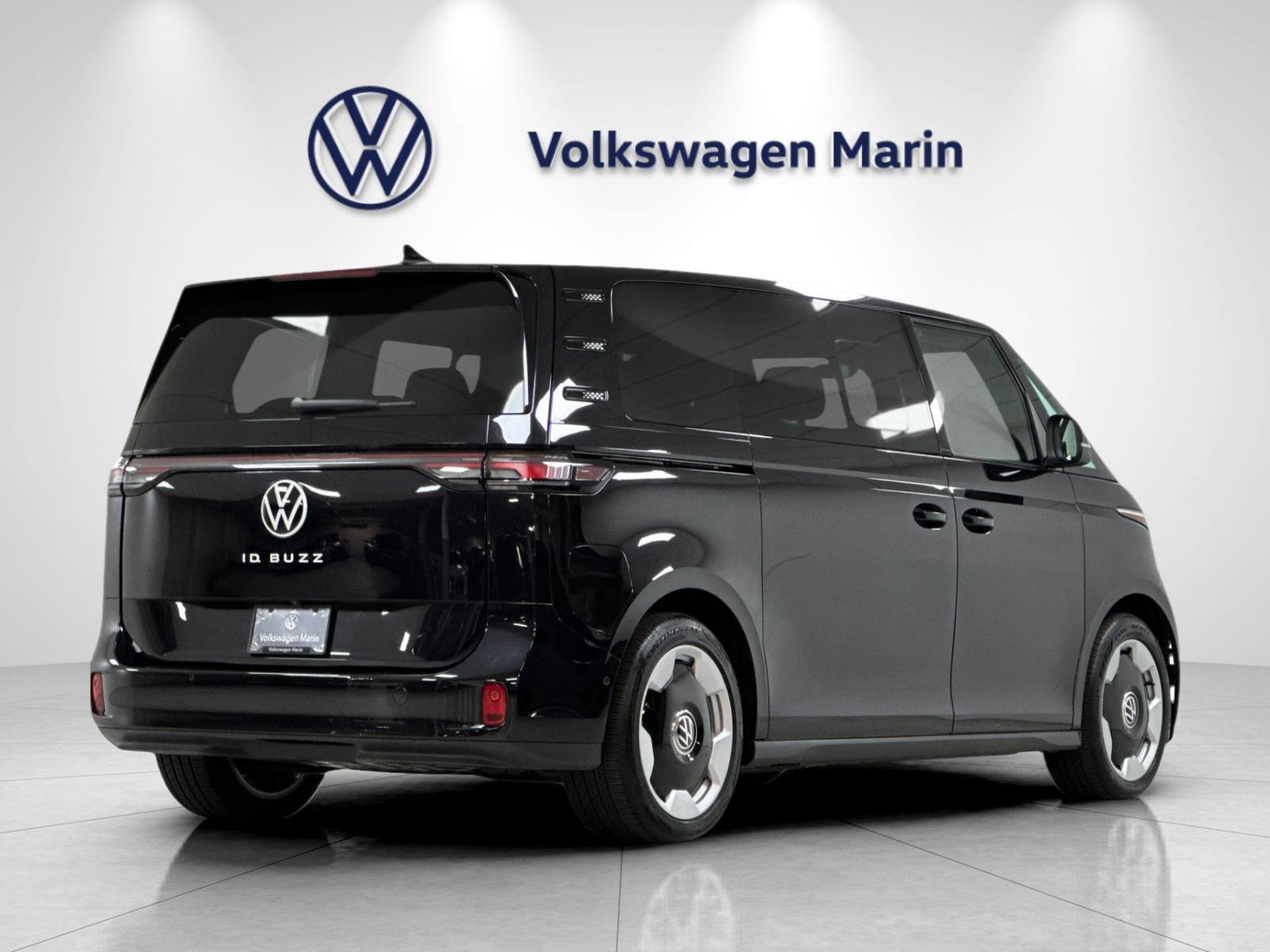 New 2025 Volkswagen ID. Buzz Pro S RWD image 5