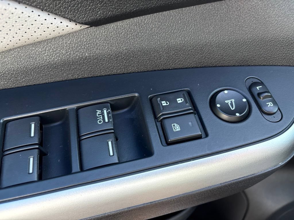 Used 2015 Honda CR-V EX-L image 12