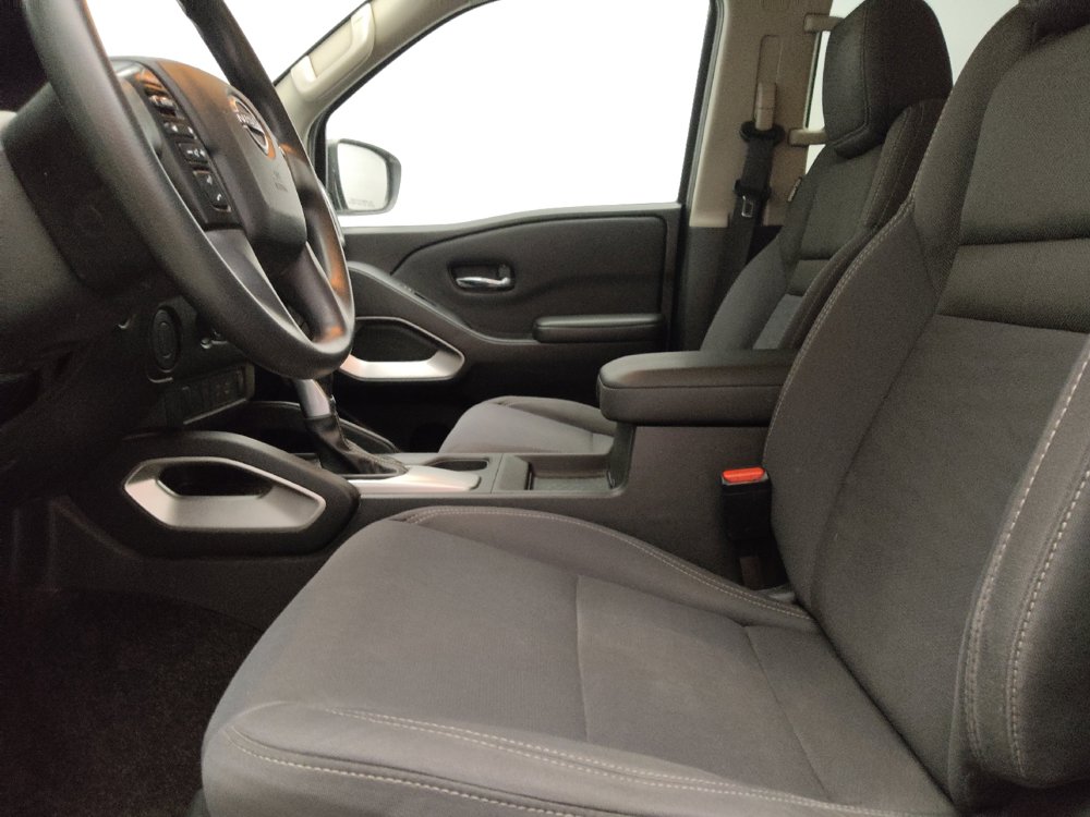 Used 2022 Nissan Frontier SV RWD image 17