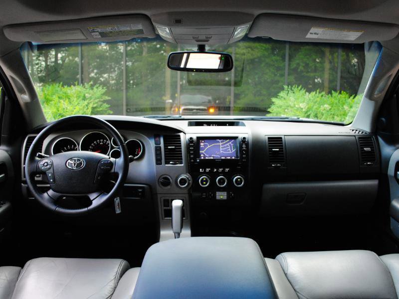 Used 2013 Toyota Sequoia Limited AWD/4WD image 2