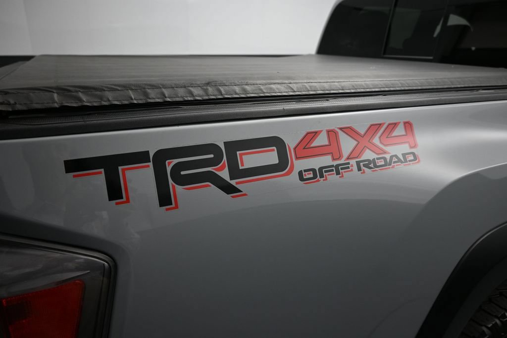 Used 2021 Toyota Tacoma 4x4 Double Cab image 2