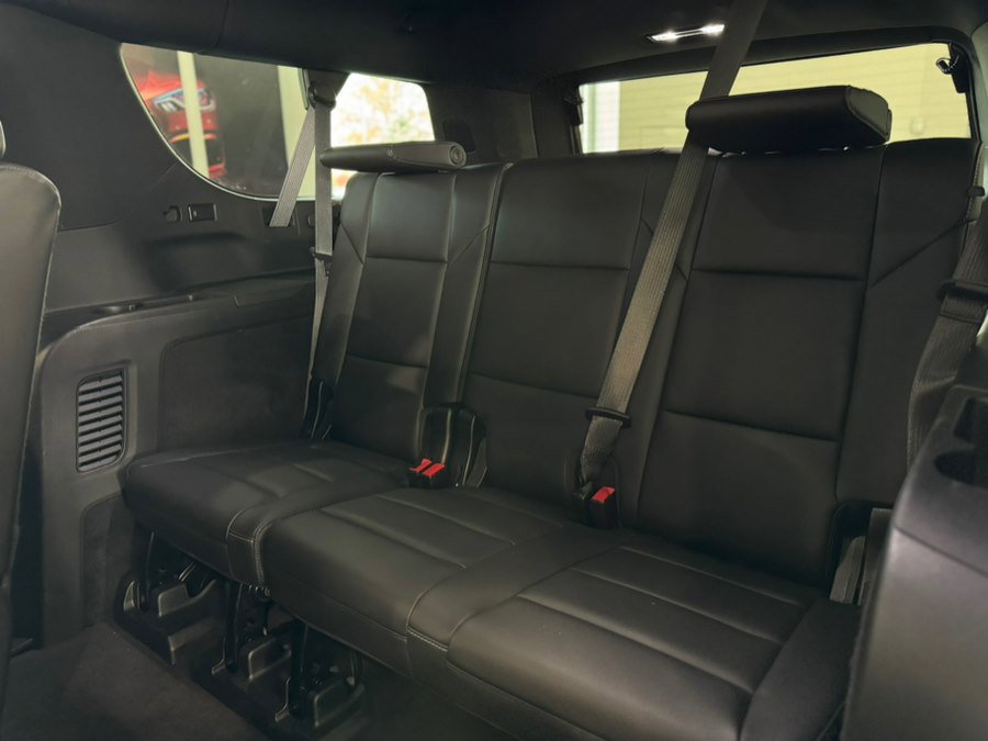 Used 2023 Cadillac Escalade ESV Luxury image 15