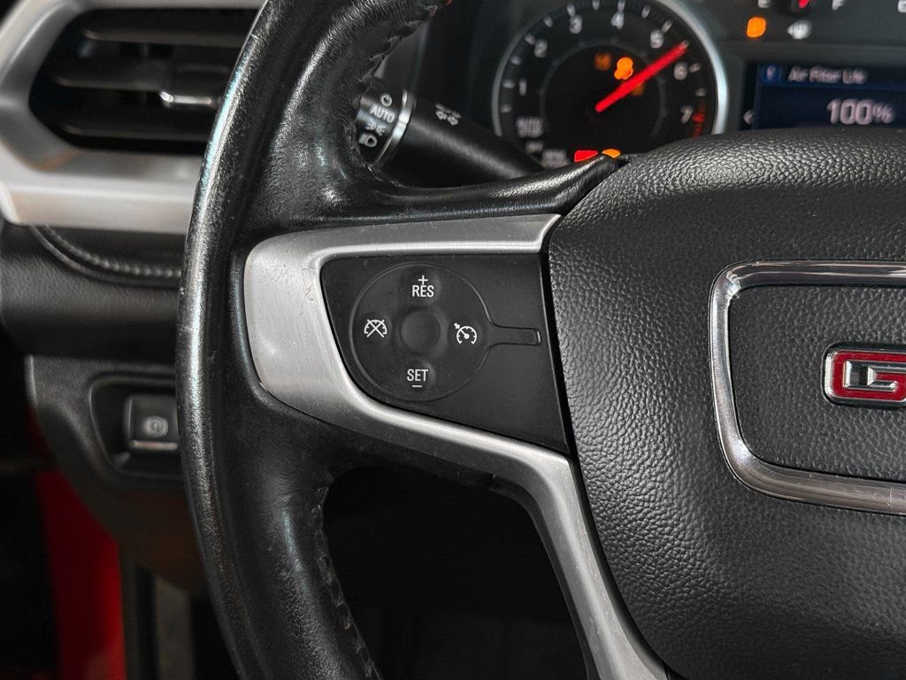 Used 2020 GMC Acadia SLE w/ LPO, Floor Liner Package image 24