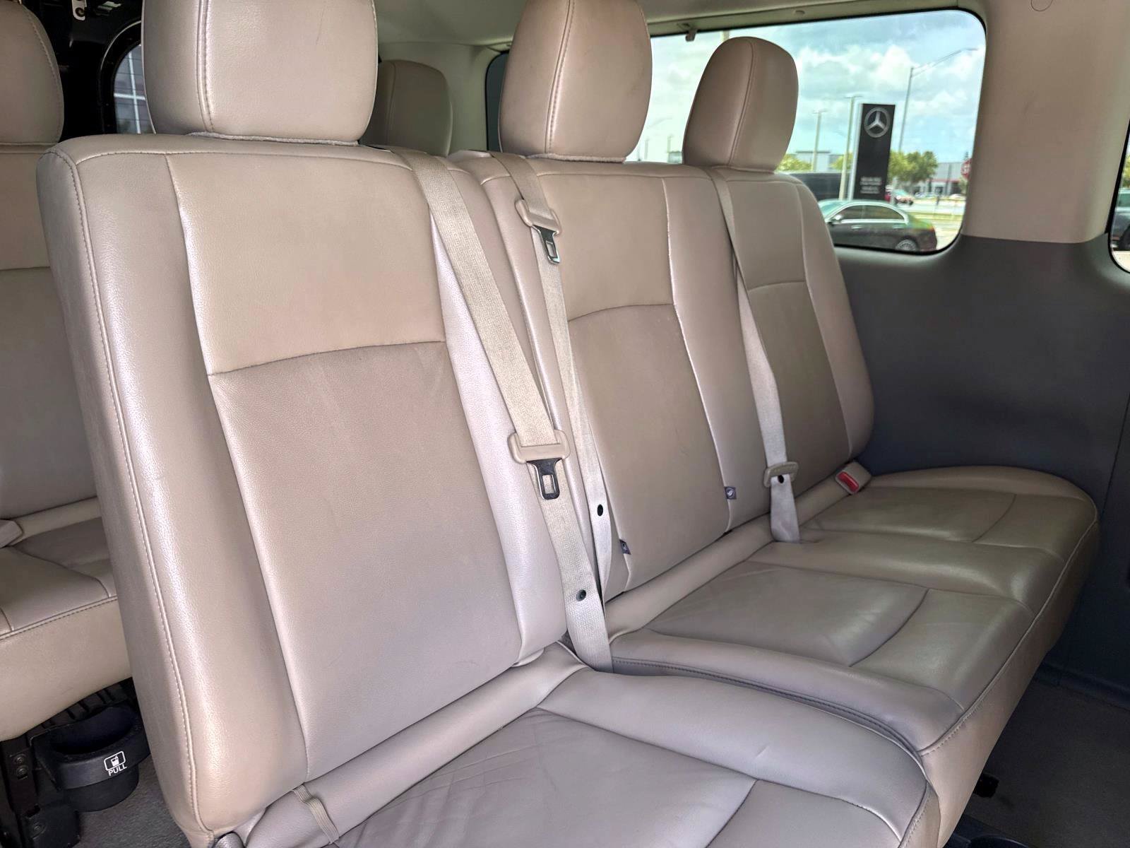 Used 2020 Nissan NV 3500 SL RWD image 11
