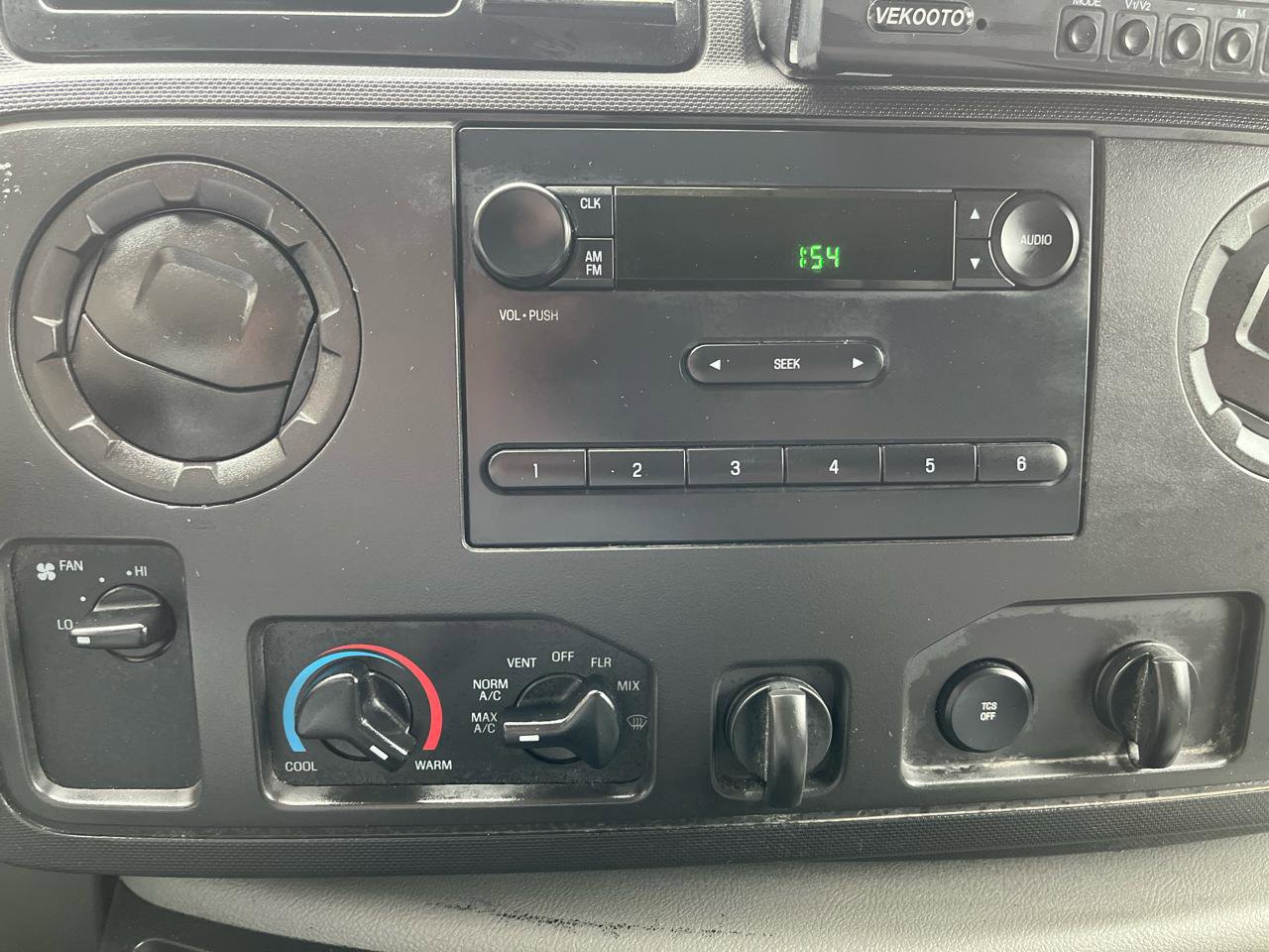 Used 2013 Ford E-250 and Econoline 250 w/ Commercial Cargo Van Pkg image 15