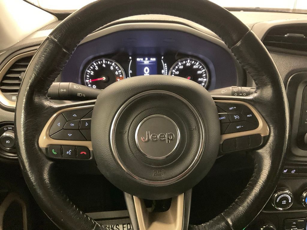 Used 2017 Jeep Renegade Latitude w/ Cold Weather Group AWD/4WD image 7