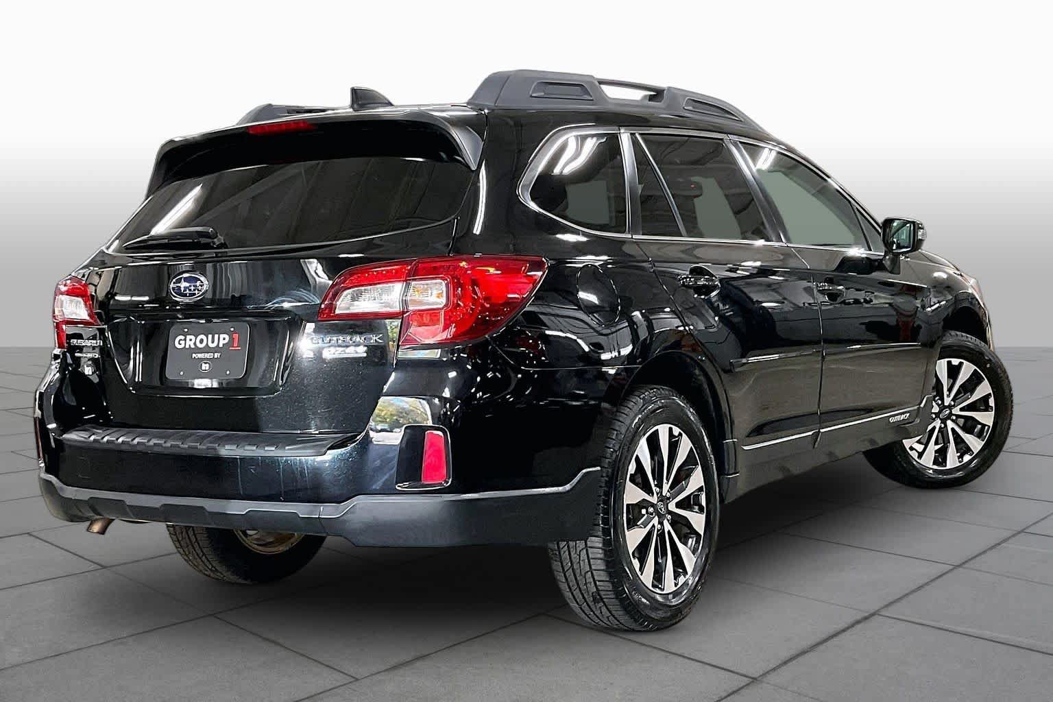 Used 2016 Subaru Outback 2.5i Limited AWD/4WD image 13