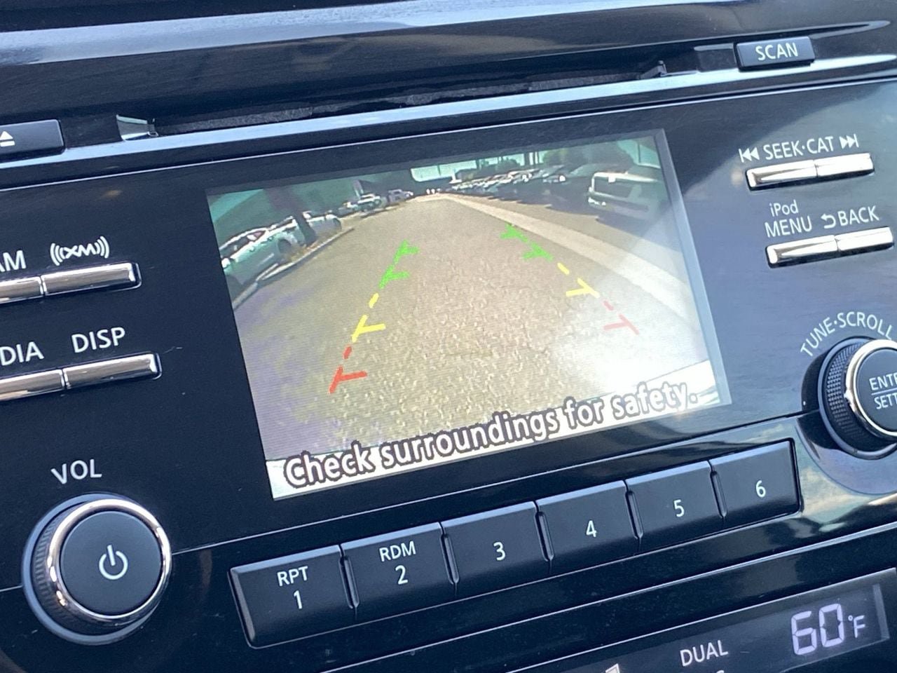 Used 2017 Nissan Rogue SV FWD image 30