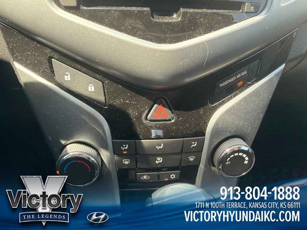 Used 2014 Chevrolet Cruze LT FWD image 15