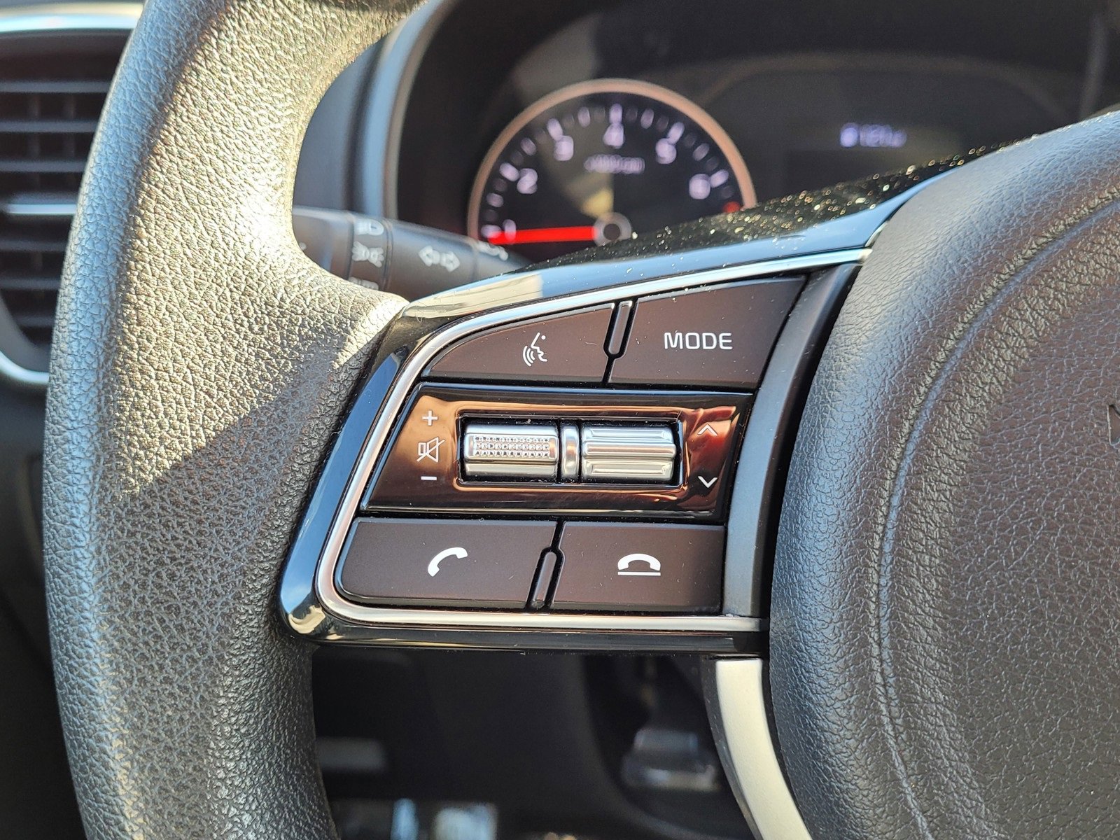 Used 2021 Kia Sportage LX image 20