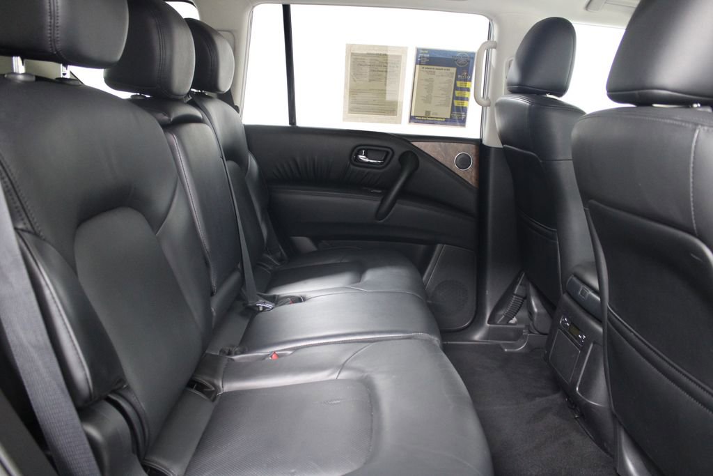Used 2024 Nissan Armada SL image 33