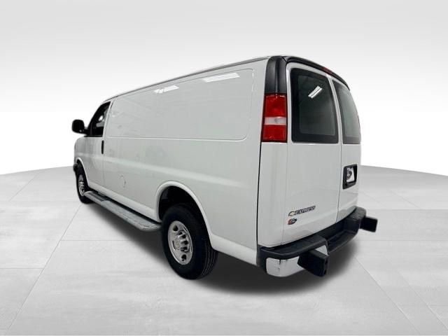 Certified 2024 Chevrolet Express 2500 w/ Driver Convenience Package image 3