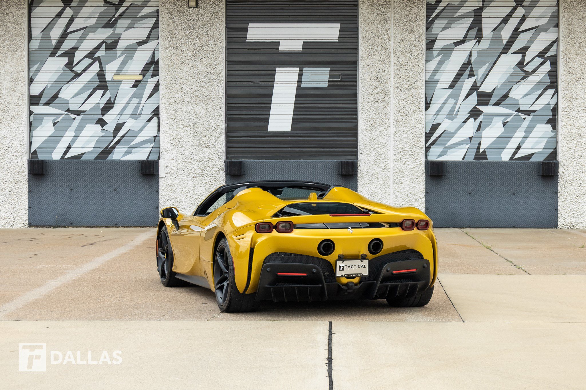 Used 2023 Ferrari SF90 Spider AWD/4WD image 11