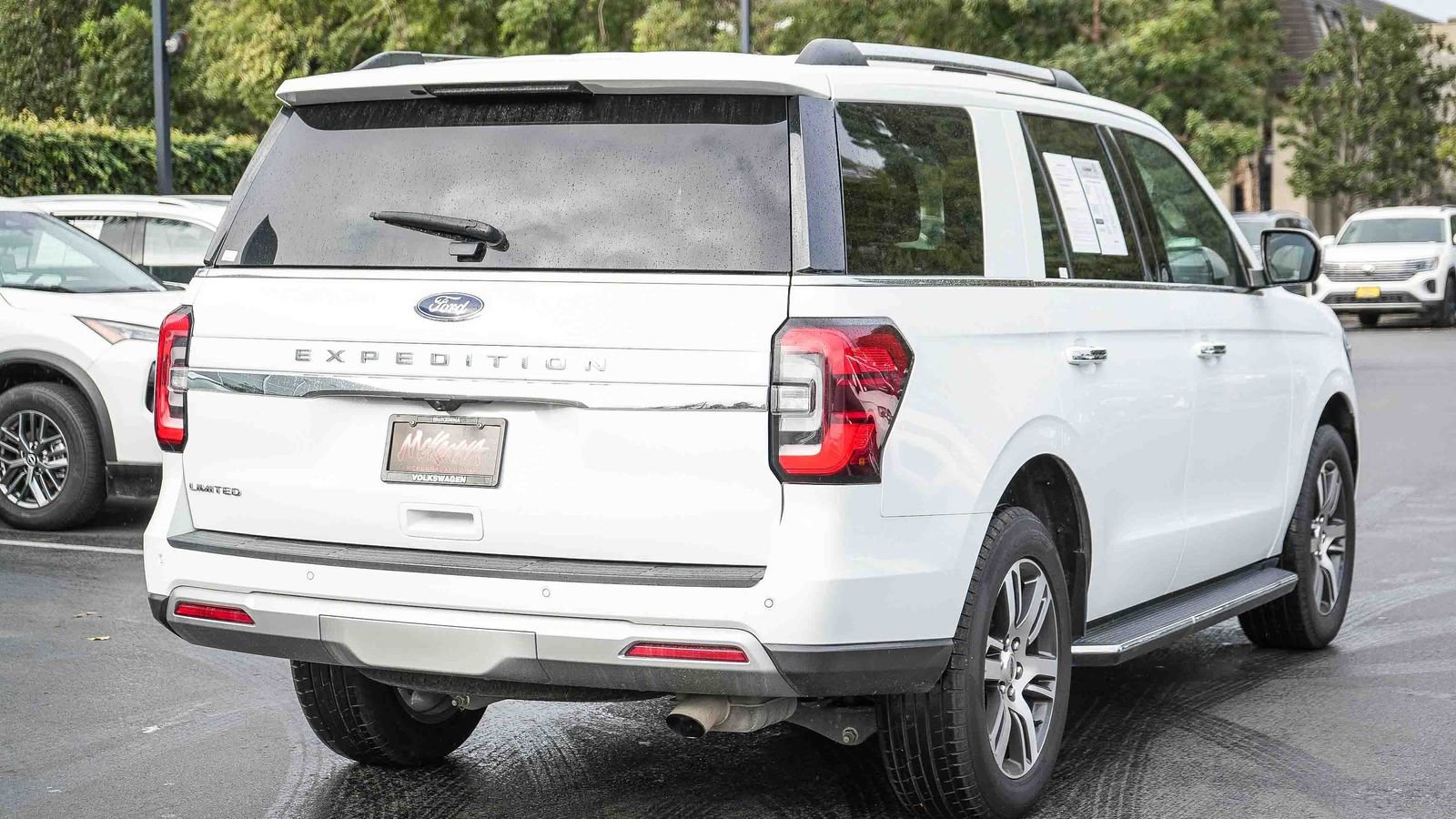 Used 2023 Ford Expedition Limited image 6