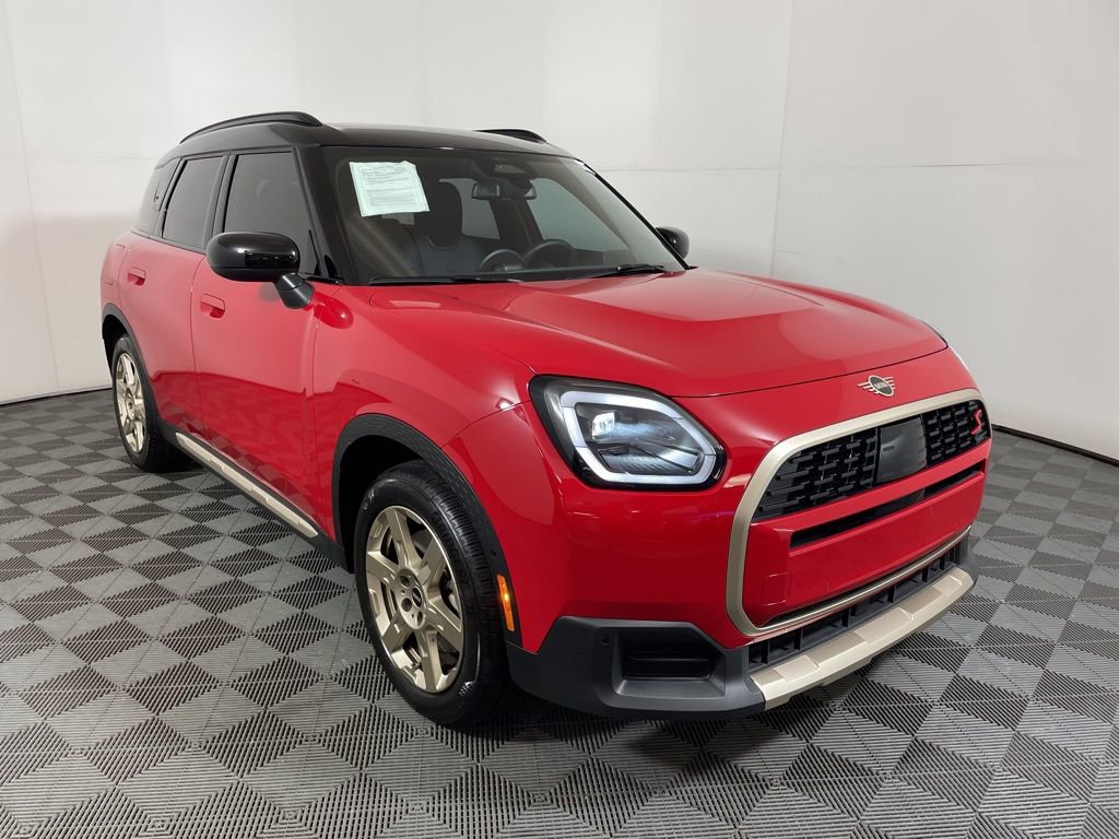 Certified 2025 MINI Cooper Countryman S image 3