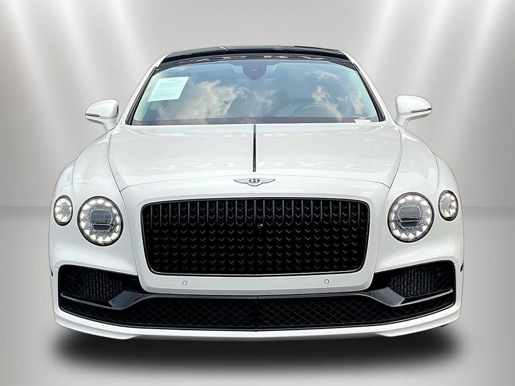 Used 2021 Bentley Flying Spur V8 AWD/4WD image 2