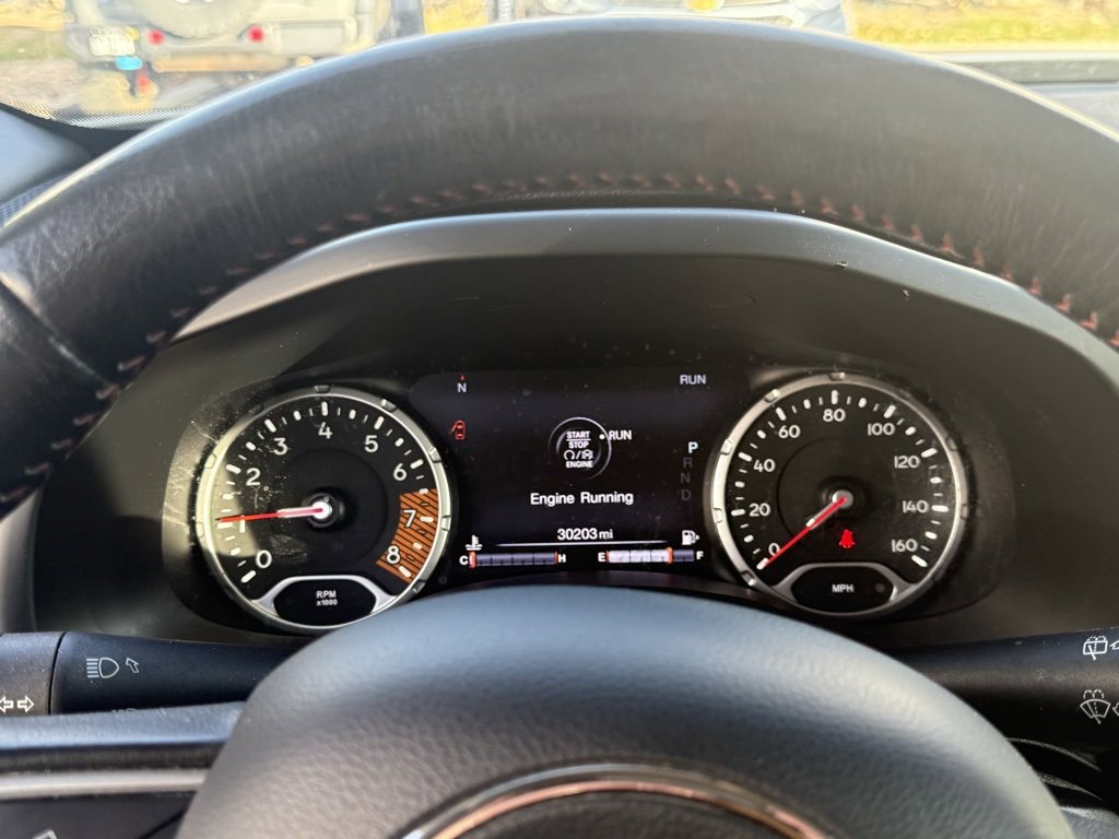 Used 2021 Jeep Renegade Trailhawk w/ Luxury Group III image 13