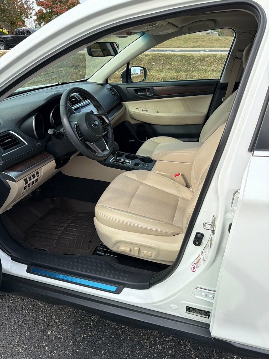 Used 2019 Subaru Outback 2.5i Limited image 9