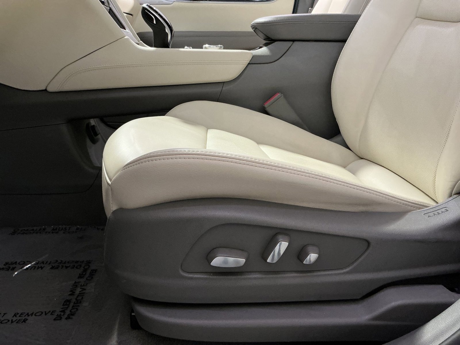 Used 2023 Cadillac XT6 Premium Luxury image 22